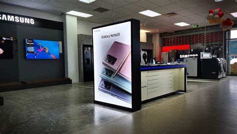 Samsung Store-In-Store Albany 100%