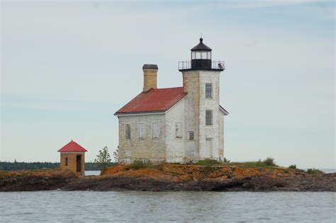 Photo Gallery: Michigan's Upper Peninsula Lighthouses - Travel the Mitten