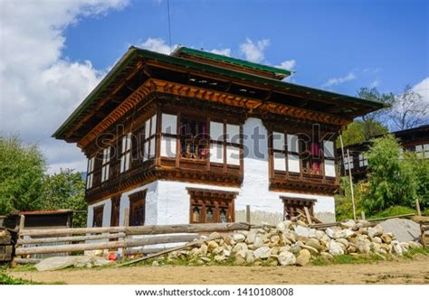 Eastern Bhutan Typical Traditional Houses Countryside Stock Photo (Edit ...