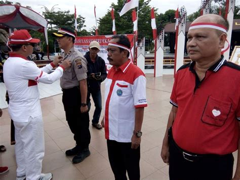 InfoPublik Pemkot Palangka Raya Gelar Merah Putih Di Tugu Soekarno