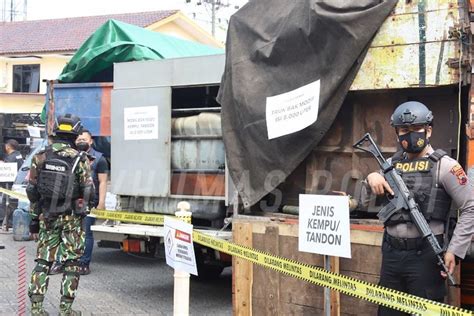 Polisi Gagalkan Penyelundupan 80 Ton BBM Solar