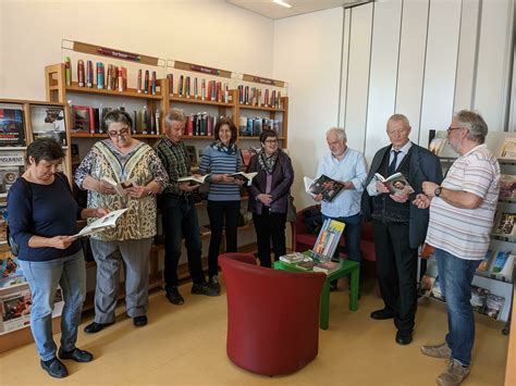 Besuch Hagenberger Senioren Bekamen F Hrung Durch Bibliothek Freistadt