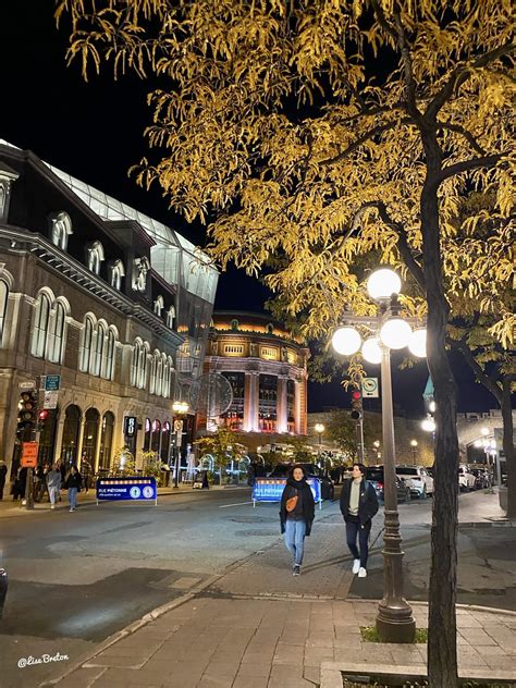 Le Diamant Et Le Théâtre Capitole De Québec Photo Lise Br Flickr