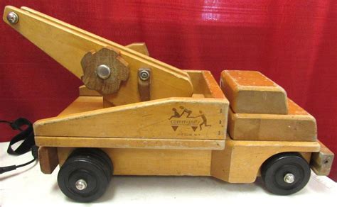 Ny 1960 S Wood Truck Rifton Community Playthings Wooden Tow Truck Toys And Hobbies Vintage