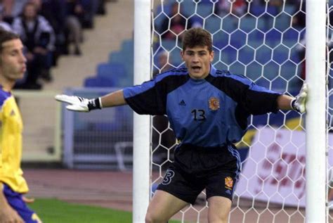 Young Iker - Iker Casillas Photo (15844854) - Fanpop