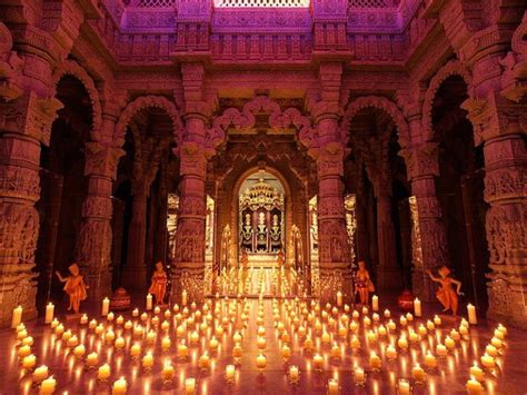 The Neasden Temple: Inside The Beautiful BAPS Shri Swaminarayan Mandir