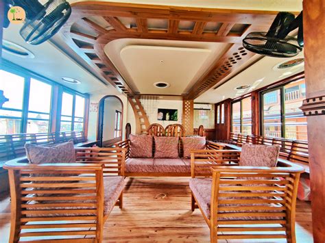 Two Bedroom Deluxe Houseboat With Upper Deck Hbcode Gra Beautiful