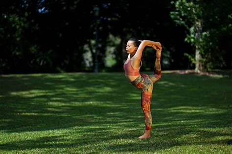 Natarajasana King Dancer S Pose Flow With Wenlin