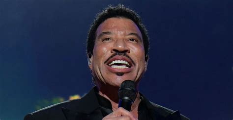 Lionel Richie Jokes About ‘all Night Long Sex Drive Huffpost