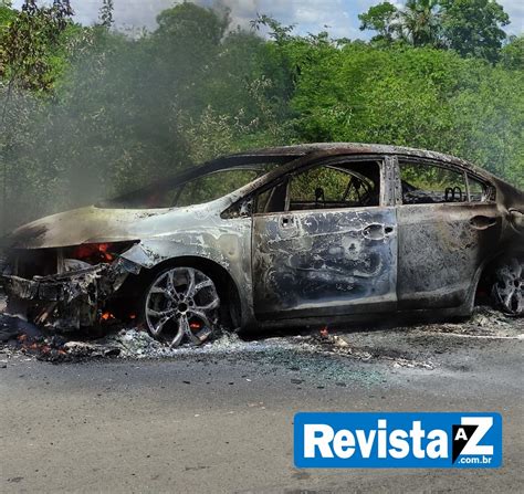 Carro Fica Completamente Destru Do Ap S Pegar Fogo Na Pi Em Luzil Ndia