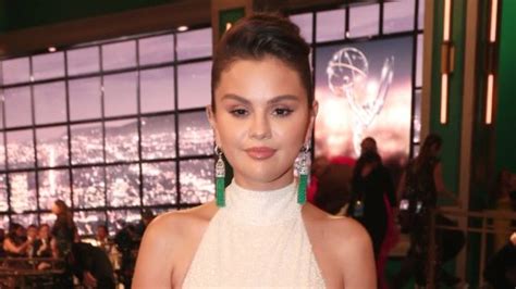 Selena Gomez Addressed Her Wardrobe Malfunction At The 2022 Emmys ‘a