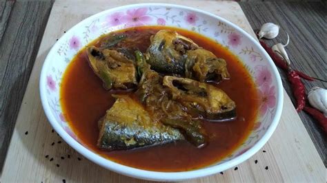 Hilsa Curry Ilish Machher Jhol Recipe Youtube