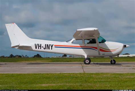 Cessna 172N - Untitled | Aviation Photo #2162555 | Airliners.net
