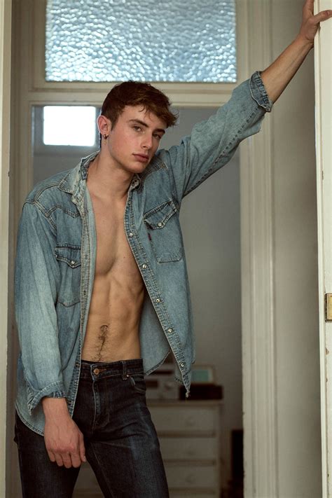 18 Jeans Gay Denim Sex 18