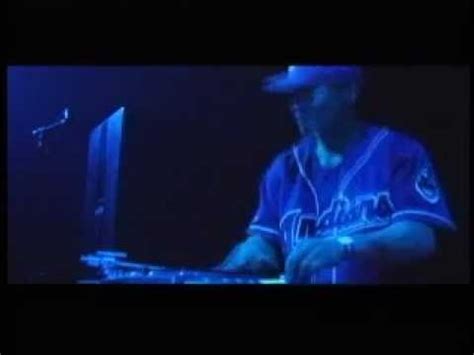 DJ Qbert Skratching YouTube