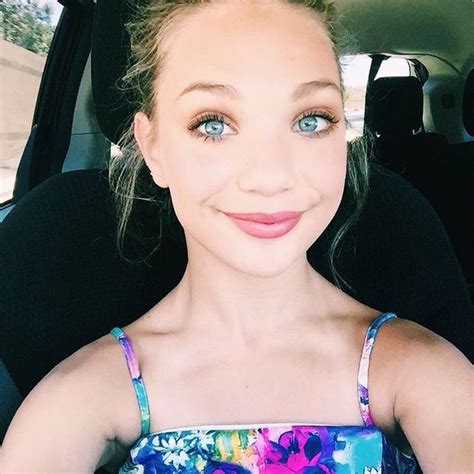 An Old Selfie Maddie Ziegler Maddie Dance Moms