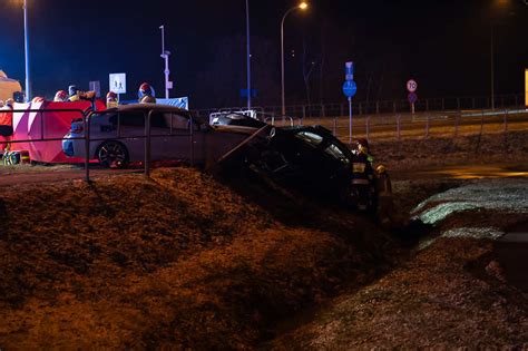 Śmiertelny wypadek na rondzie Kuronia w Rzeszowie Zdjęcie 1a