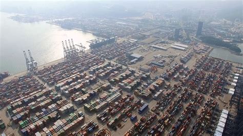 Fears Of Repercussions As Delays Grow In Southern Chinese Ports