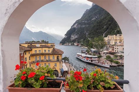 Centrale Hotel Riva Del Garda Gardasee Inkl Flug Buchen