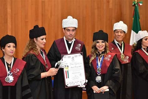 Destacados Profesionistas Reciben Grado De Doctor Honoris Causa