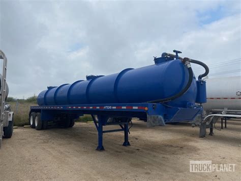 Unverified Deerbuilt Bbl T A Vacuum Tanker Trailer In Karnes