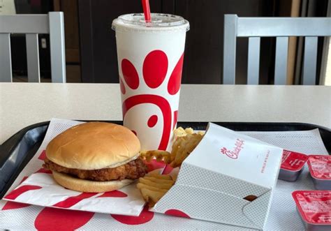 Chick Fil A Customers Eligible For 4 4m Lawsuit Settlement Urged To