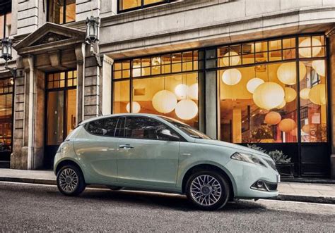 Il 2023 è il secondo anno da record per la Lancia Ypsilon Patentati