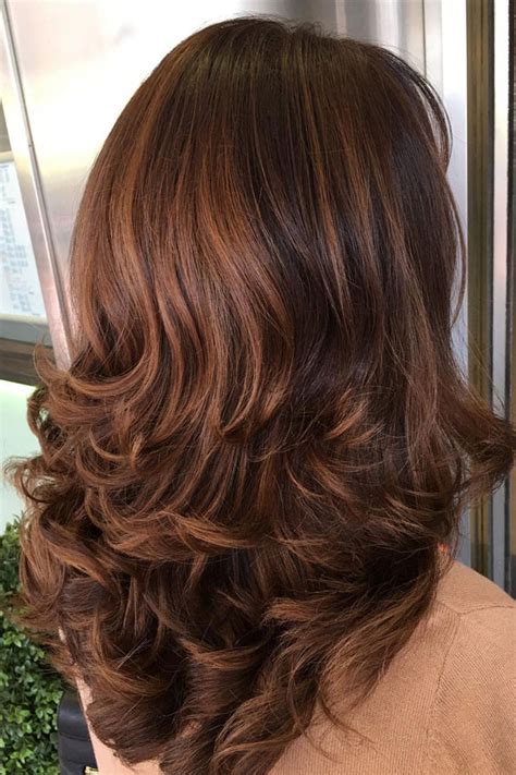 Dark Chestnut Hair Colour Ideas For A Timeless Look Chestnut