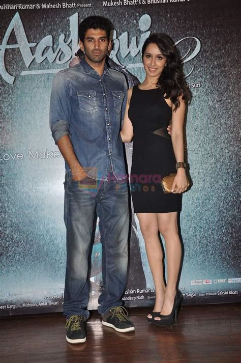 Aditya Roy Kapur Shraddha Kapoor At Aashiqui Success Bash In Escobar