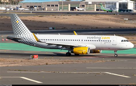 Ec Mko Airbus A Vueling Martin Marrero Hdz Jetphotos