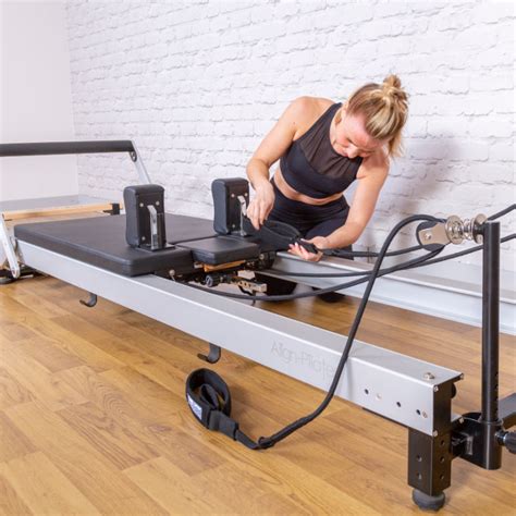 Align Pilates C8 Pro Pilates Reformer — Fitbody Pilates