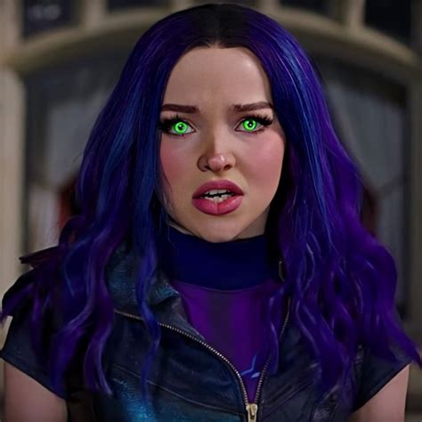 Descendants 3 Mal Dove Cameron Descendants Descendants Mal Descendants