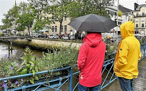 Pluie Froid Vent Quimper Un D But D T Avec Une M T O Digne D