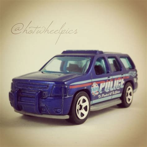 Chevy Tahoe Hot Wheels Wiki Fandom Off