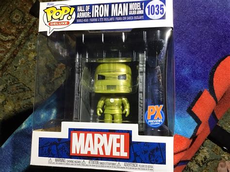 Funko Pop Deluxe Marvel Hall Of Armor Iron Man Model 1 Golden Armor Gold 889698637398 Ebay