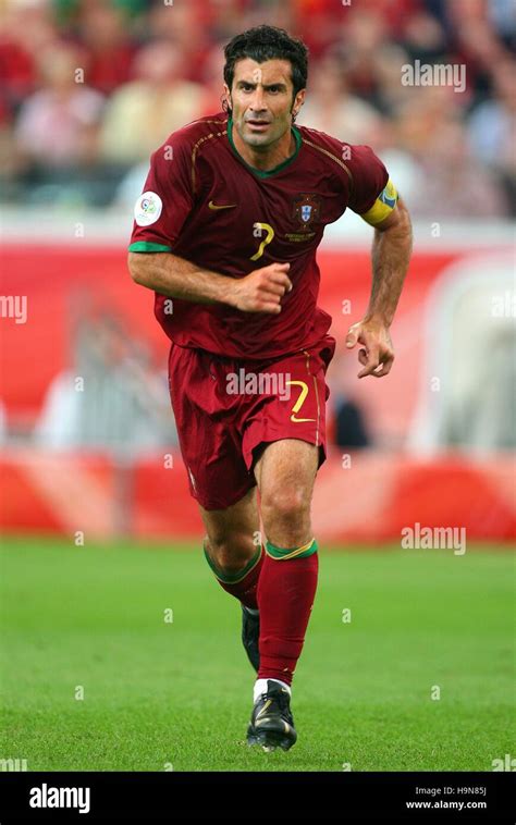 Luis Figo Portugal And Inter Milan Francfort Allemagne Coupe Du Monde 17