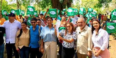 Familias Campesinas Reciben Tierras Para Producir Naci N Paisa