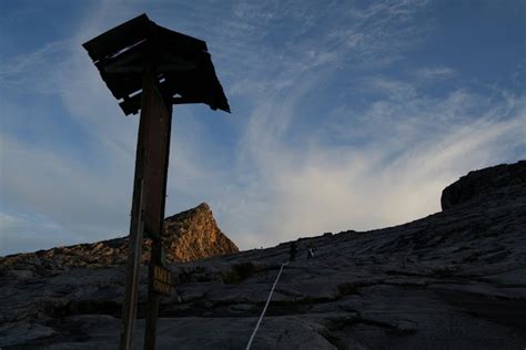 Climbing Mt Kinabalu Dawn At Mt Kinabalu Summit At 8 0km Low S Peak