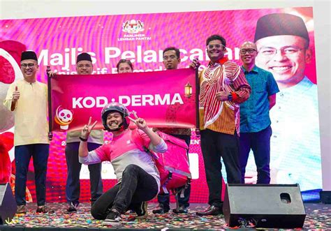 Foodpanda Distributes Food Baskets For Ramadan Citizens Journal