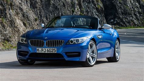 BMW Z4 | 2016MY sDrive35is (Color: Estoril Blue Metallic) Top Down | Front