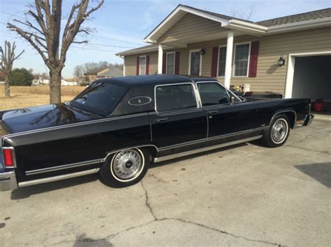 Seller of Classic Cars - 1979 Lincoln Continental (Black/Black)