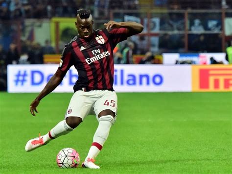 Mario Balotelli Scores On His Second Return To Ac Milan Football News