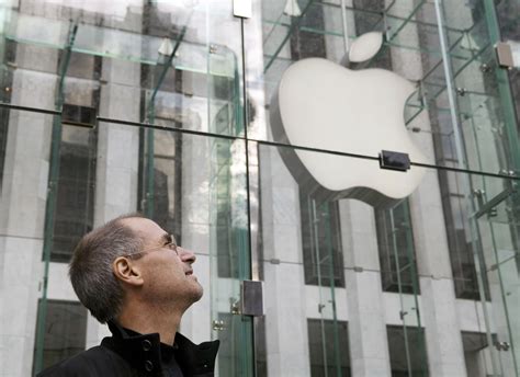 Steve Jobs and the Apple Logo at the 5th Avenue Store Opening in New