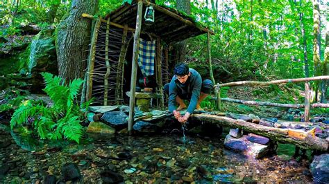 7 Days Survival Camping In Rain Forest Thunder Building Warm Bushcraft Shelter Primitive