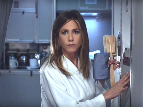 Watch Jennifer Aniston Stars In Funny Emirates Commercial