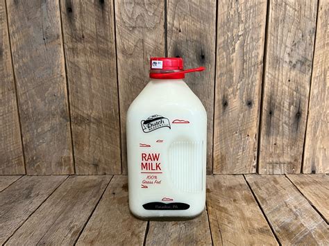 Raw Cow Milk Dutch Meadows Farm