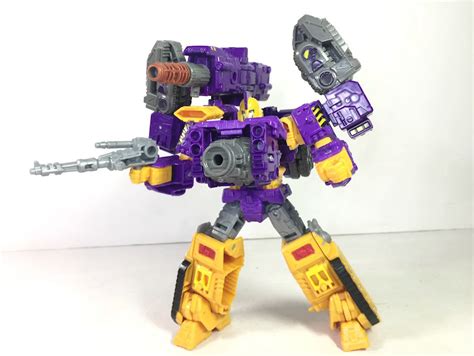 War For Cybertron Siege Deluxe Class Decepticon Impactor In Hand