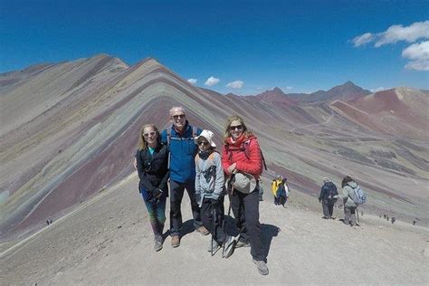 Daily Rainbow Mountain Tours