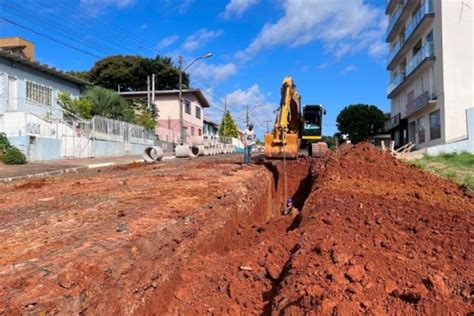 Obras De Drenagem Pluvial Est O Sendo Realizadas Na Rua Irm O Inoc Ncio