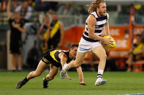 Geelong Vs Richmond Betting Tips Preview And Odds Can The Cats Claw